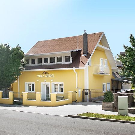 Villa Sipeky Senec Exteriér fotografie