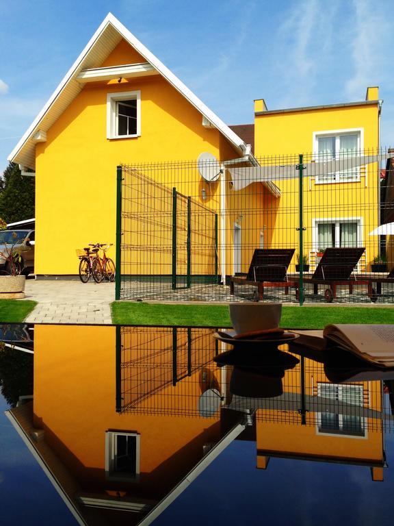 Villa Sipeky Senec Exteriér fotografie